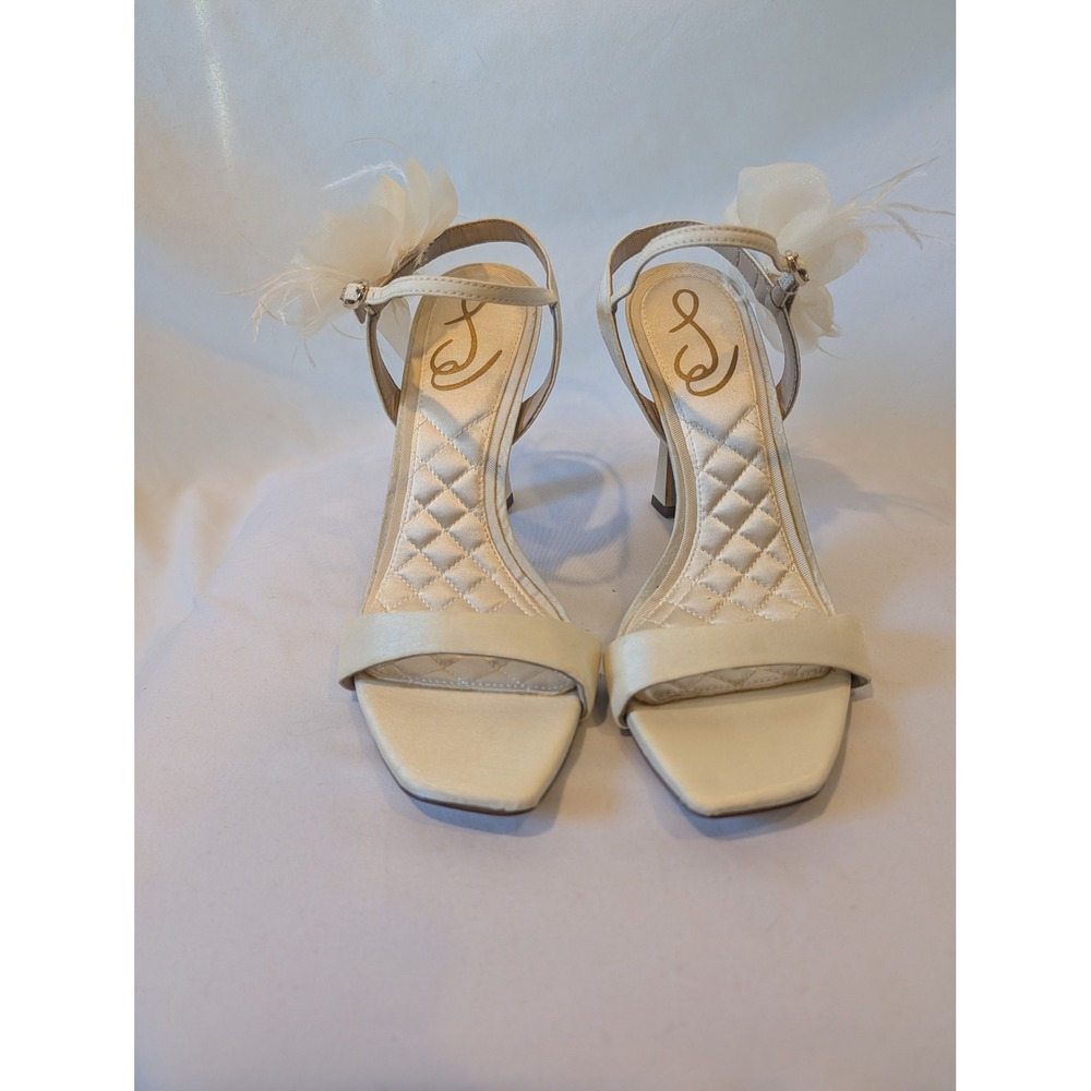 Sam Edelman Ivory Satin Feather Flower Ankle Strap Heels Square Toe Sandals 6.5